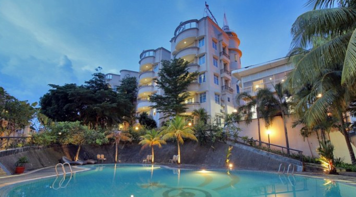 grand-eska-hotel-suites-batam